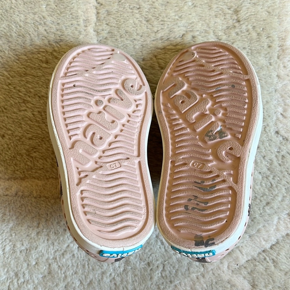 Native Shoes - Picture 9 of 13